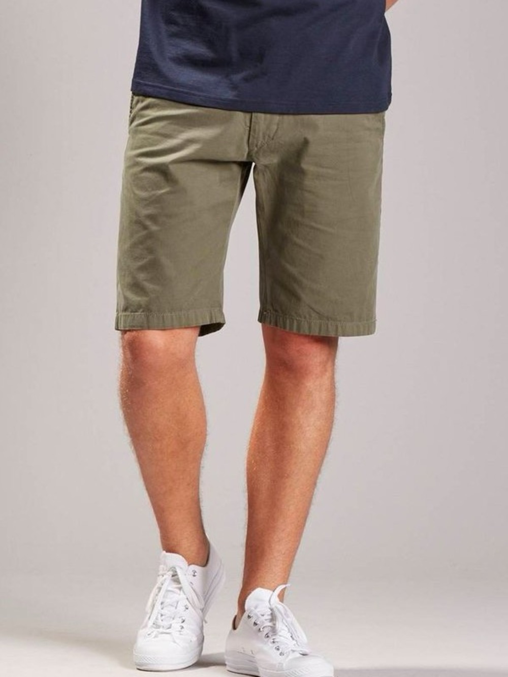 NEW Carhartt WIP olive Johnson short